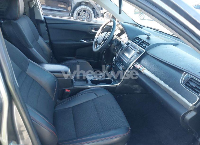 Photo 5 of 2017 Toyota Camry SE (VIN 4T1BF1FK7HU377074)