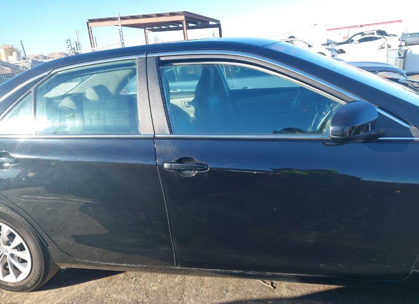 Photo 13 of 2017 Toyota Camry LE (VIN 4T1BF1FK7HU379763)