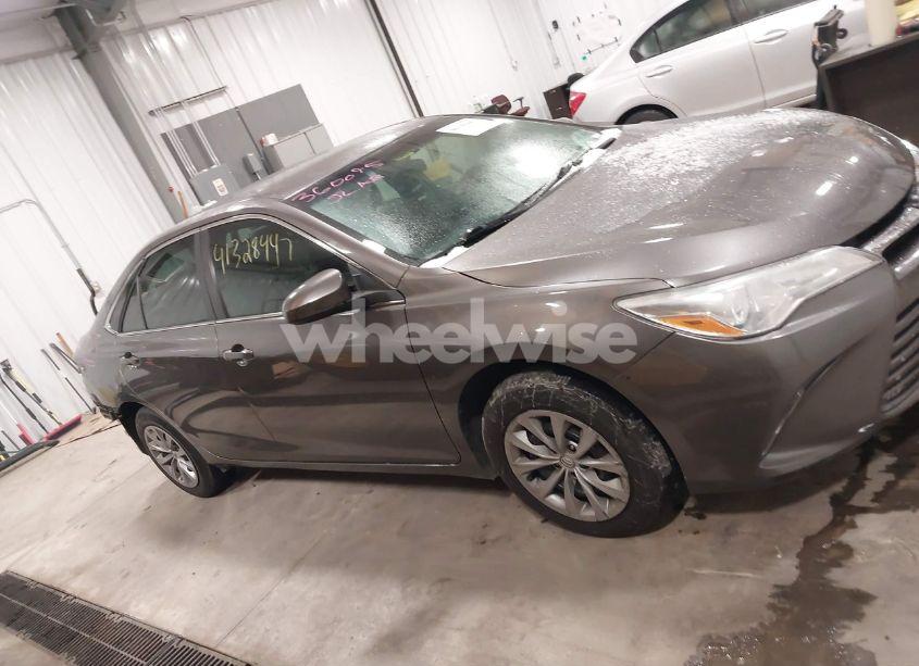Photo 13 of 2017 Toyota Camry LE (VIN 4T1BF1FK7HU385370)