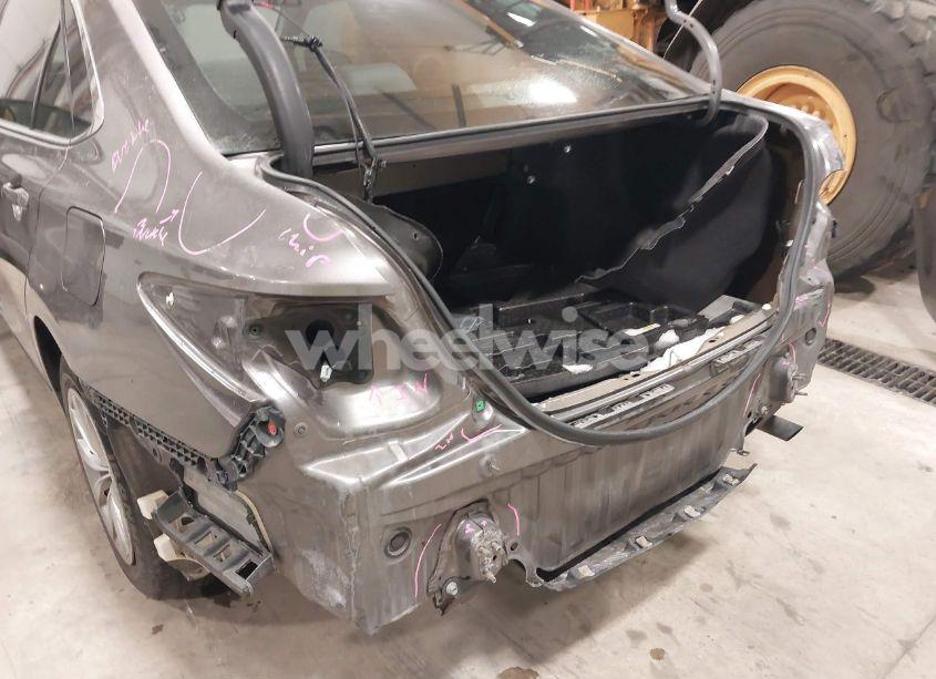 Photo 6 of 2017 Toyota Camry LE (VIN 4T1BF1FK7HU385370)