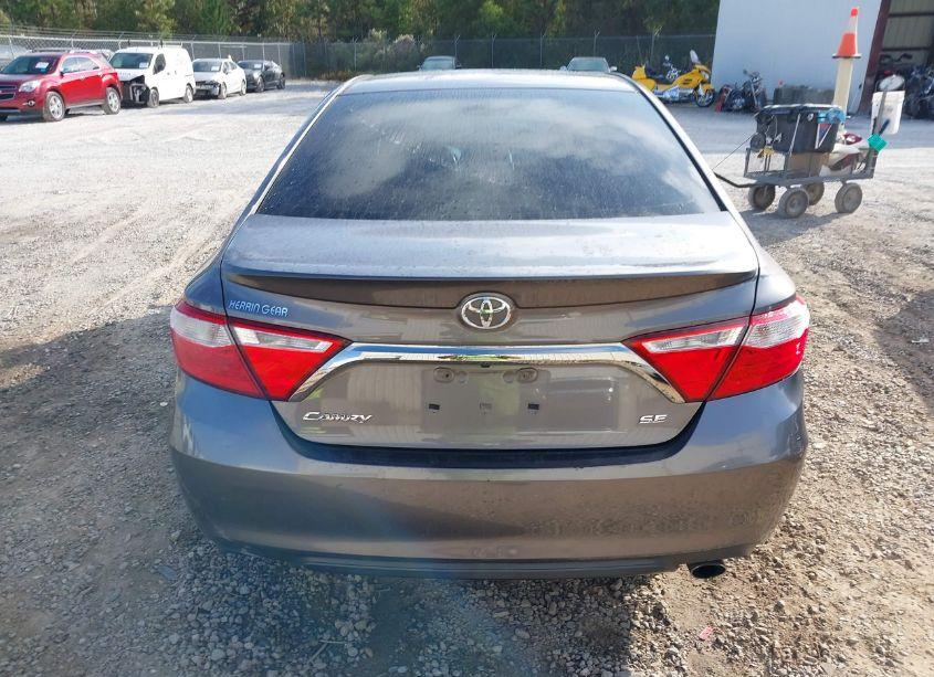 Photo 17 of 2017 Toyota Camry SE (VIN 4T1BF1FK7HU386311)