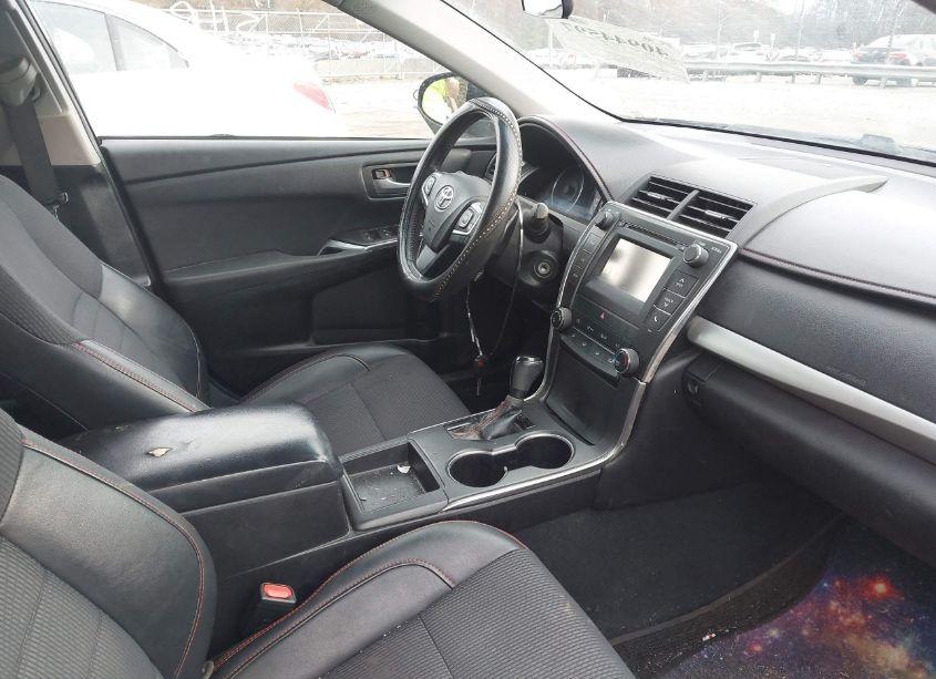 Photo 5 of 2017 Toyota Camry SE (VIN 4T1BF1FK7HU404371)