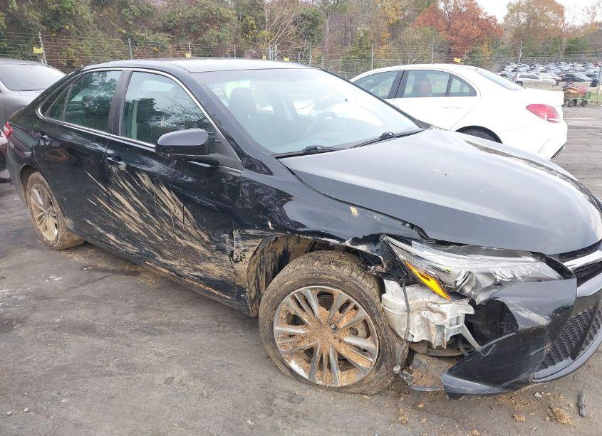 Photo 6 of 2017 Toyota Camry SE (VIN 4T1BF1FK7HU404371)