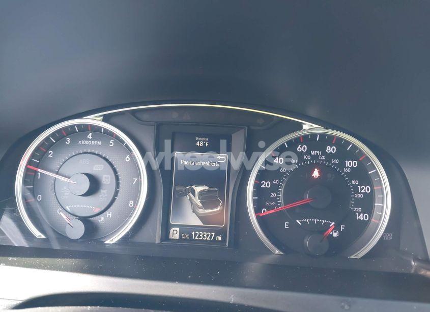 Photo 7 of 2017 Toyota Camry SE (VIN 4T1BF1FK7HU405844)