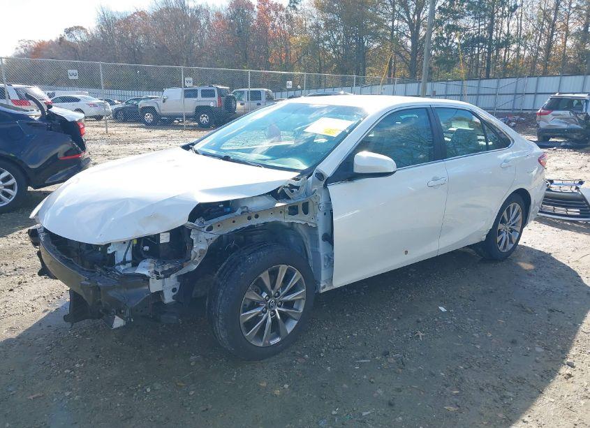 Photo 2 of 2017 Toyota Camry XLE (VIN 4T1BF1FK7HU409120)