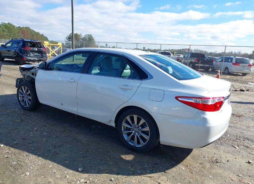 Photo 3 of 2017 Toyota Camry XLE (VIN 4T1BF1FK7HU409120)