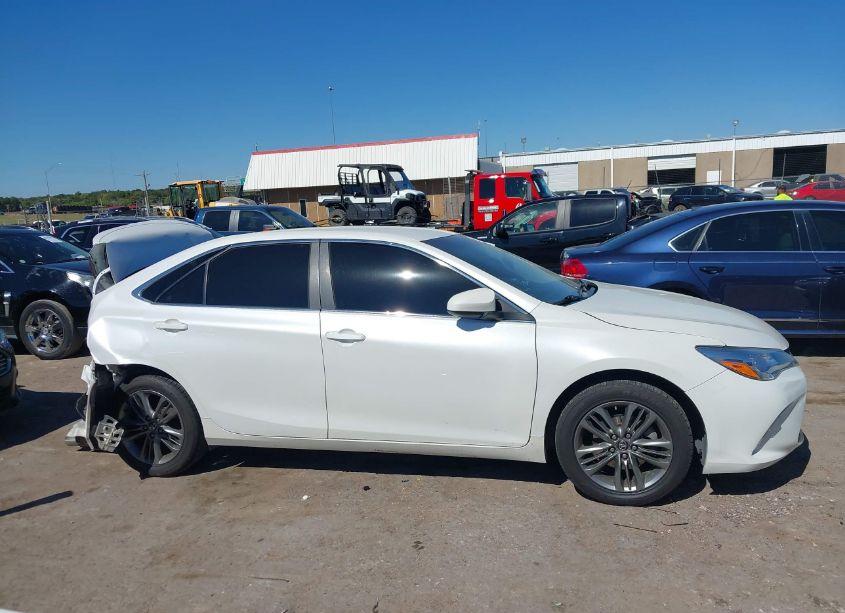 Photo 13 of 2017 Toyota Camry SE (VIN 4T1BF1FK7HU415404)