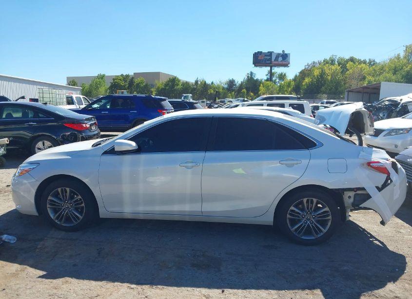 Photo 14 of 2017 Toyota Camry SE (VIN 4T1BF1FK7HU415404)