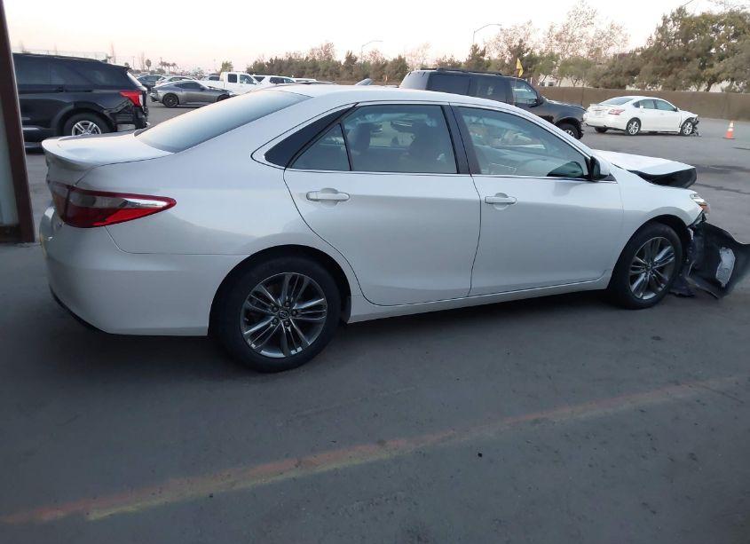 Photo 13 of 2017 Toyota Camry SE (VIN 4T1BF1FK7HU415435)