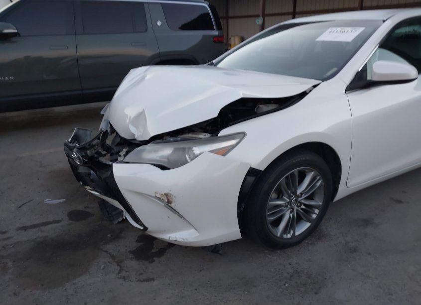 Photo 6 of 2017 Toyota Camry SE (VIN 4T1BF1FK7HU415435)