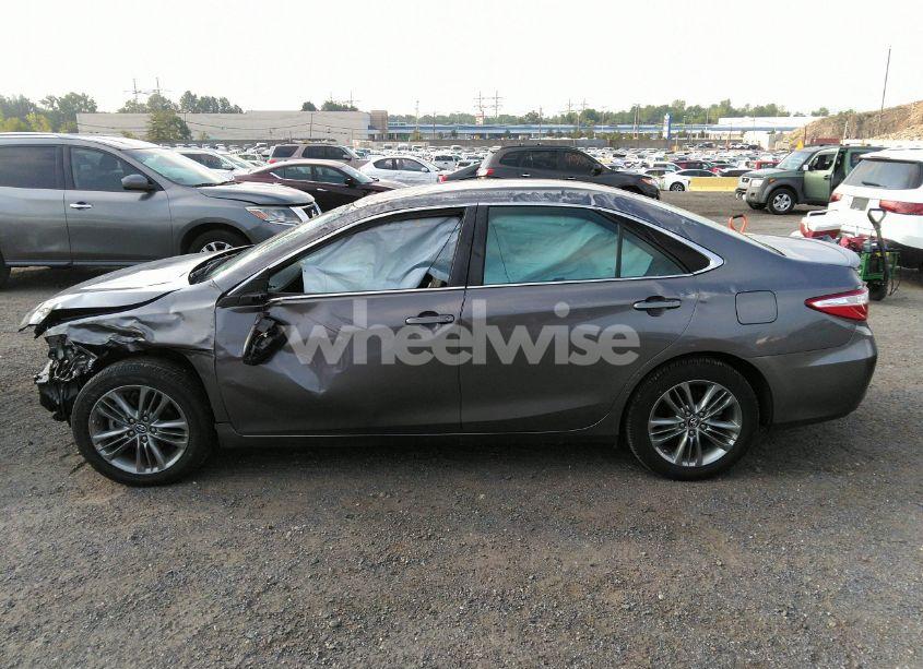 Photo 14 of 2017 Toyota Camry SE (VIN 4T1BF1FK7HU417914)