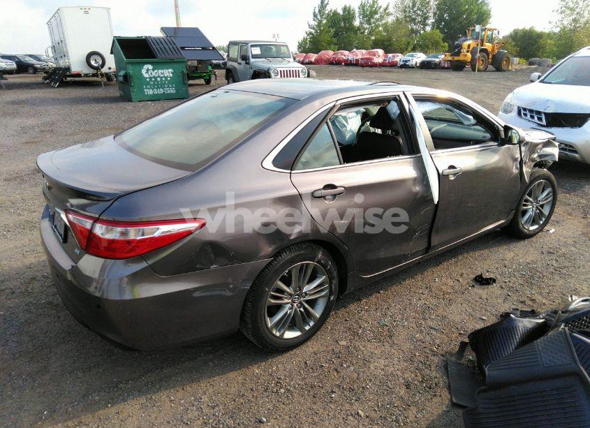 Photo 4 of 2017 Toyota Camry SE (VIN 4T1BF1FK7HU417914)