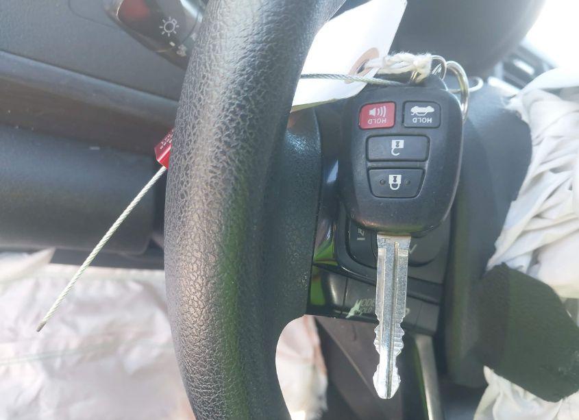 Photo 11 of 2017 Toyota Camry LE (VIN 4T1BF1FK7HU418187)