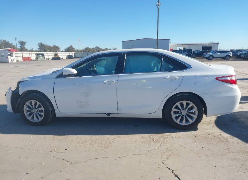 Photo 14 of 2017 Toyota Camry LE (VIN 4T1BF1FK7HU418187)