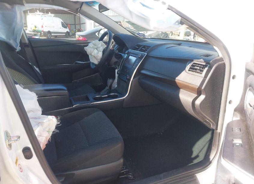 Photo 5 of 2017 Toyota Camry LE (VIN 4T1BF1FK7HU418187)