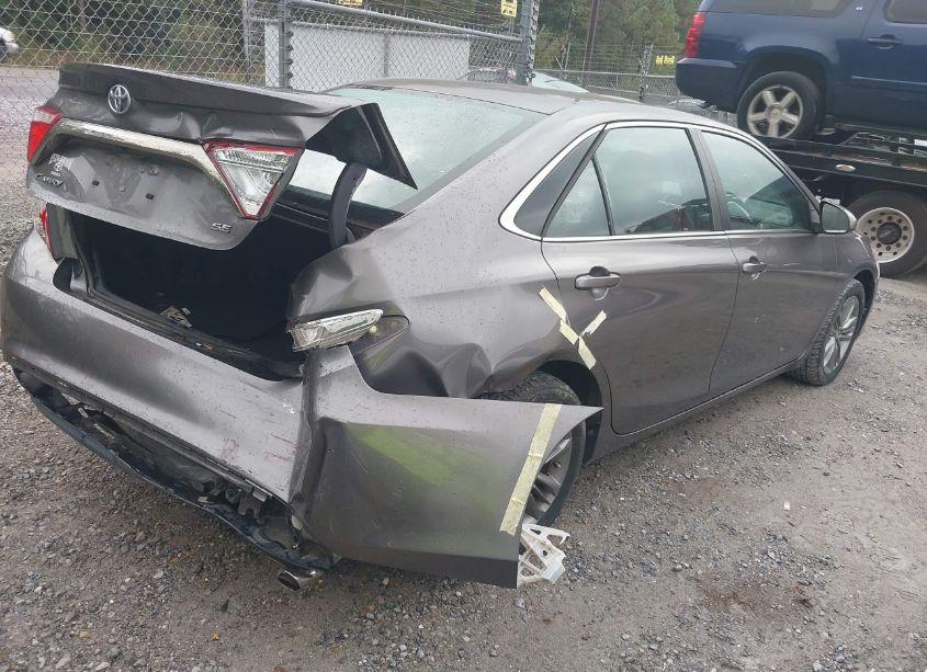 Photo 4 of 2017 Toyota Camry SE (VIN 4T1BF1FK7HU425821)