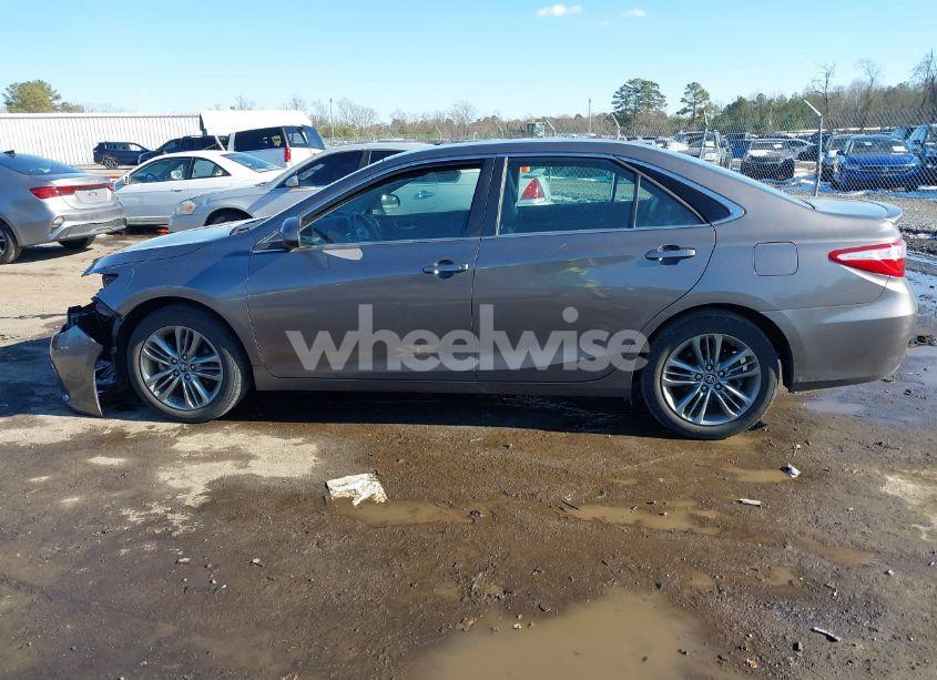 Photo 14 of 2017 Toyota Camry SE (VIN 4T1BF1FK7HU430520)