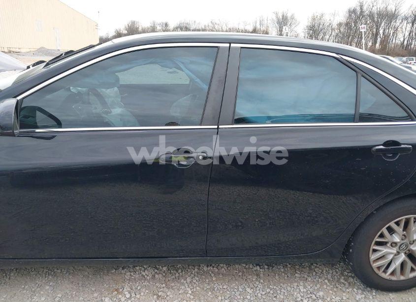 Photo 14 of 2017 Toyota Camry LE (VIN 4T1BF1FK7HU625839)