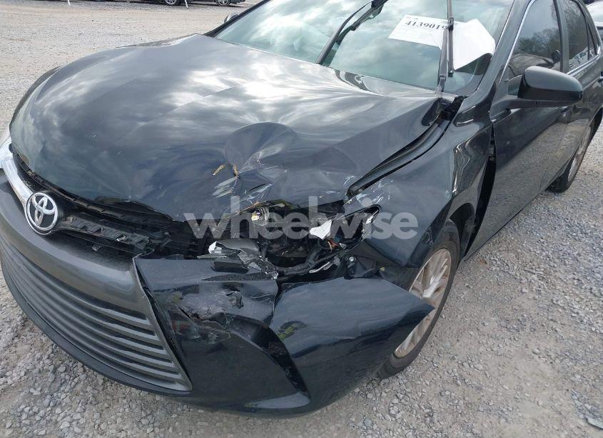 Photo 6 of 2017 Toyota Camry LE (VIN 4T1BF1FK7HU625839)