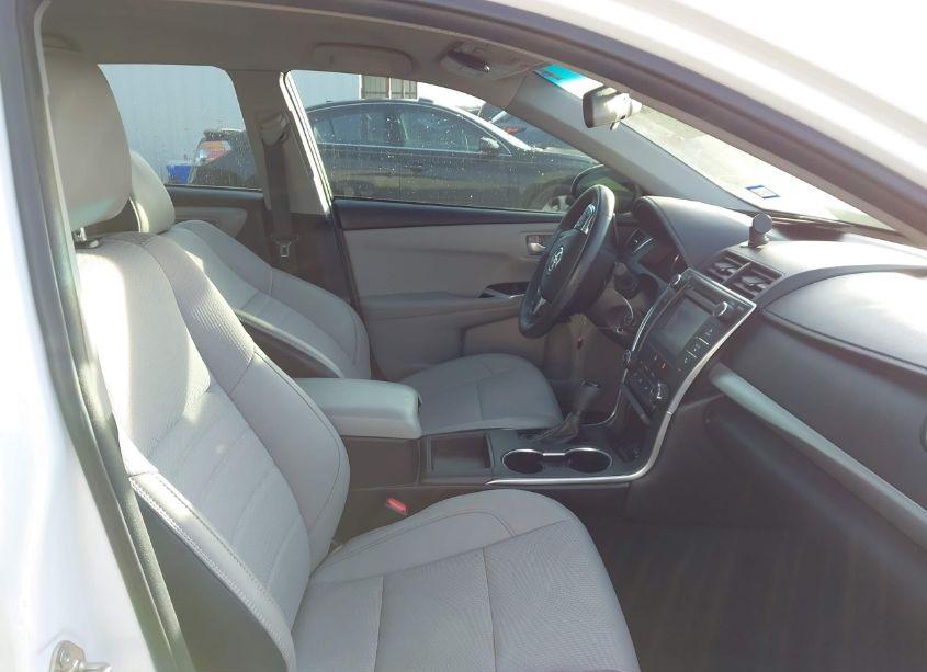 Photo 5 of 2017 Toyota Camry SE (VIN 4T1BF1FK7HU626490)