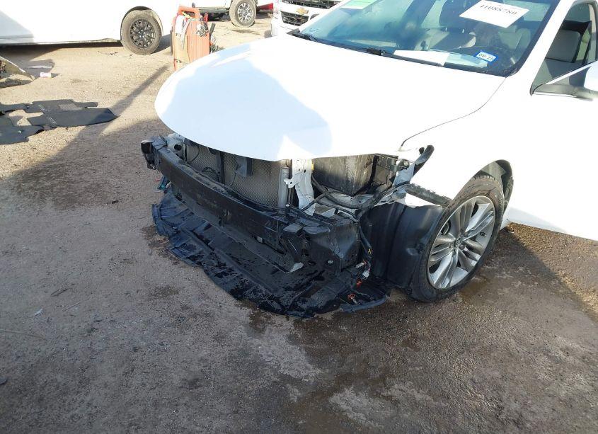 Photo 6 of 2017 Toyota Camry SE (VIN 4T1BF1FK7HU626490)