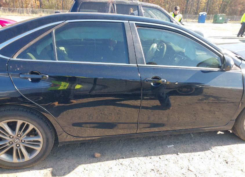 Photo 13 of 2017 Toyota Camry SE (VIN 4T1BF1FK7HU628868)