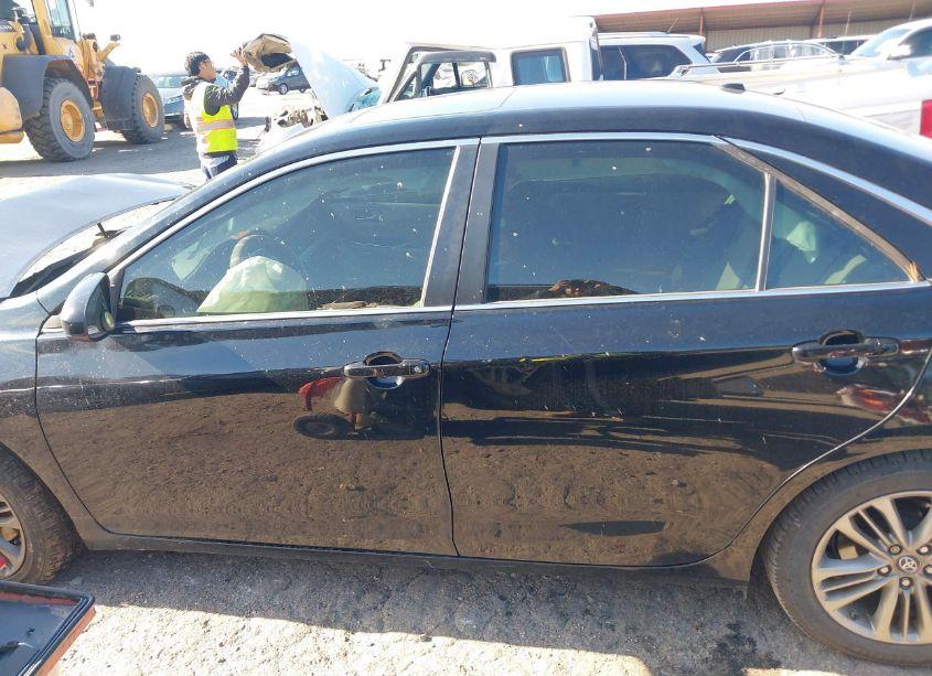 Photo 14 of 2017 Toyota Camry SE (VIN 4T1BF1FK7HU628868)