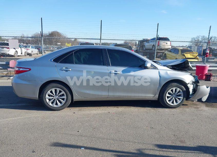 Photo 13 of 2017 Toyota Camry LE (VIN 4T1BF1FK7HU650272)