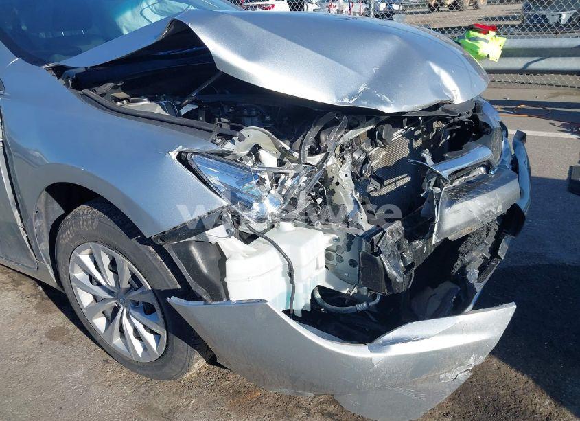 Photo 6 of 2017 Toyota Camry LE (VIN 4T1BF1FK7HU650272)