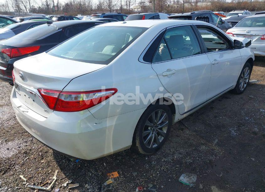 Photo 4 of 2017 Toyota Camry XLE (VIN 4T1BF1FK7HU661952)