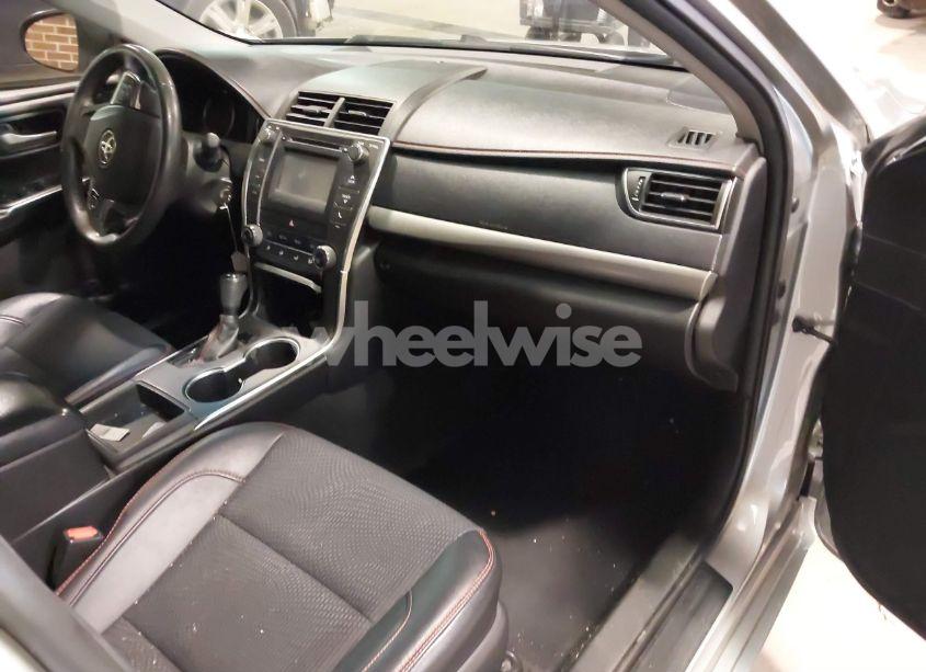 Photo 5 of 2017 Toyota Camry SE (VIN 4T1BF1FK7HU667007)