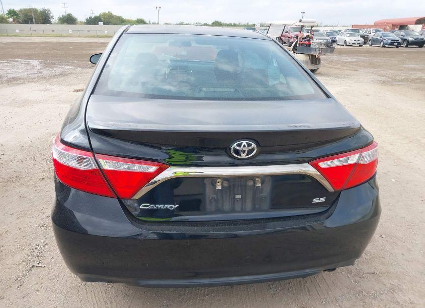 Photo 16 of 2017 Toyota Camry SE (VIN 4T1BF1FK7HU674295)