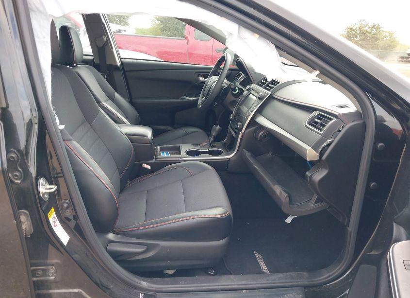 Photo 5 of 2017 Toyota Camry SE (VIN 4T1BF1FK7HU674295)