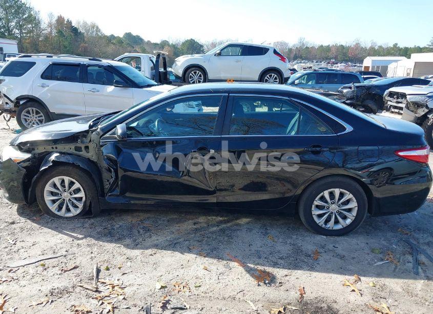 Photo 14 of 2017 Toyota Camry LE (VIN 4T1BF1FK7HU682123)