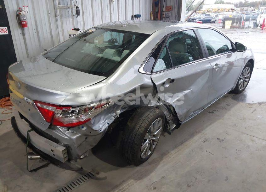 Photo 4 of 2017 Toyota Camry XLE (VIN 4T1BF1FK7HU686303)