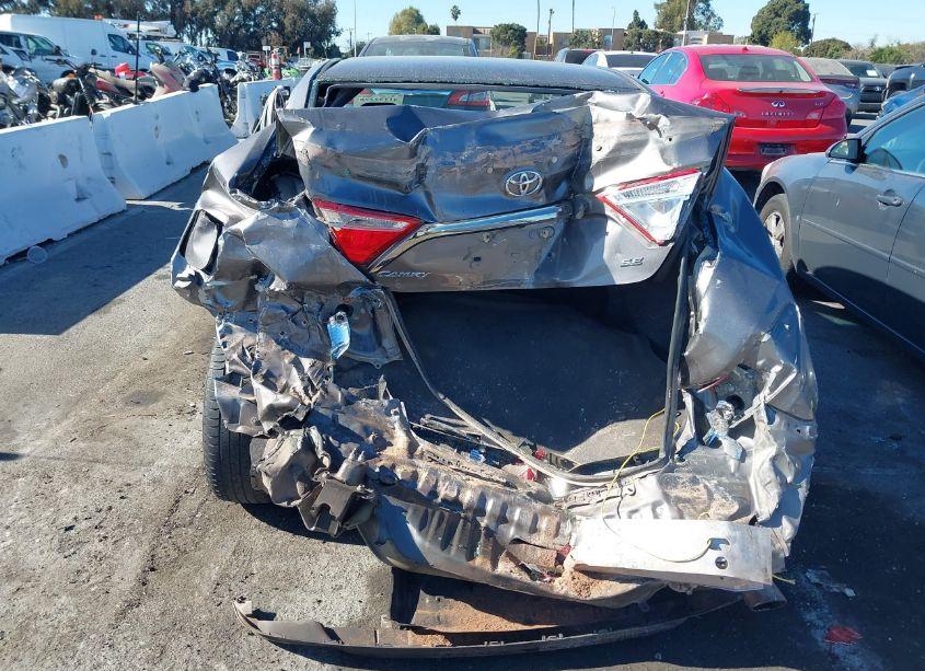 Photo 16 of 2017 Toyota Camry SE (VIN 4T1BF1FK7HU688455)