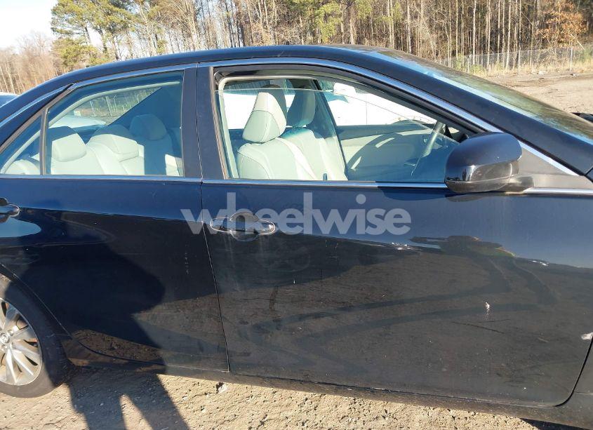 Photo 14 of 2017 Toyota Camry XLE (VIN 4T1BF1FK7HU701155)