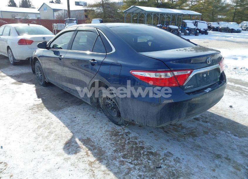 Photo 3 of 2017 Toyota Camry LE (VIN 4T1BF1FK7HU707988)