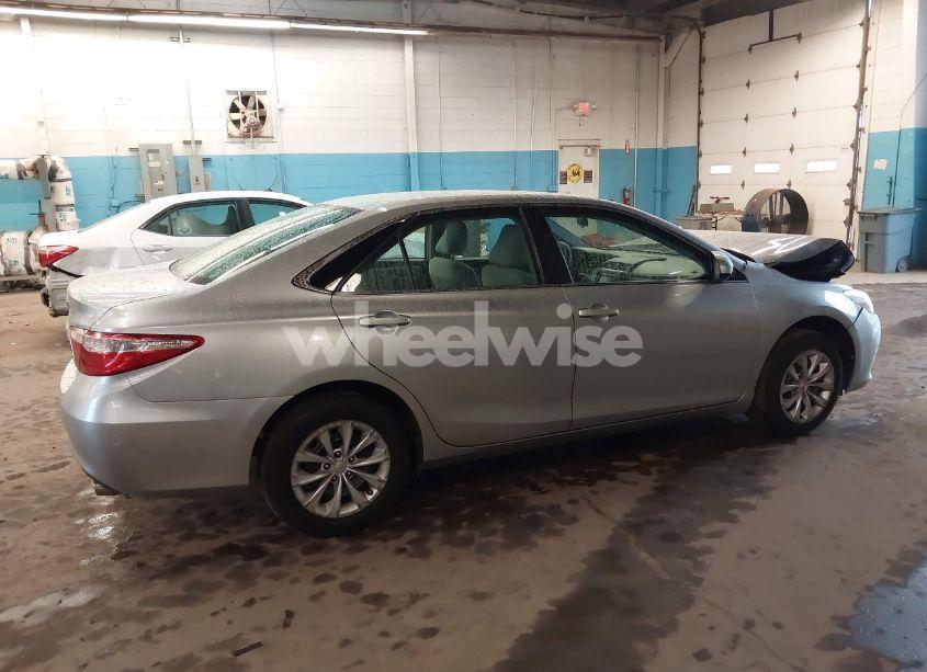 Photo 12 of 2017 Toyota Camry LE (VIN 4T1BF1FK7HU726721)