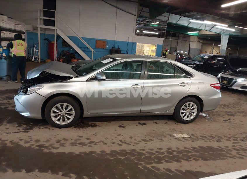 Photo 13 of 2017 Toyota Camry LE (VIN 4T1BF1FK7HU726721)