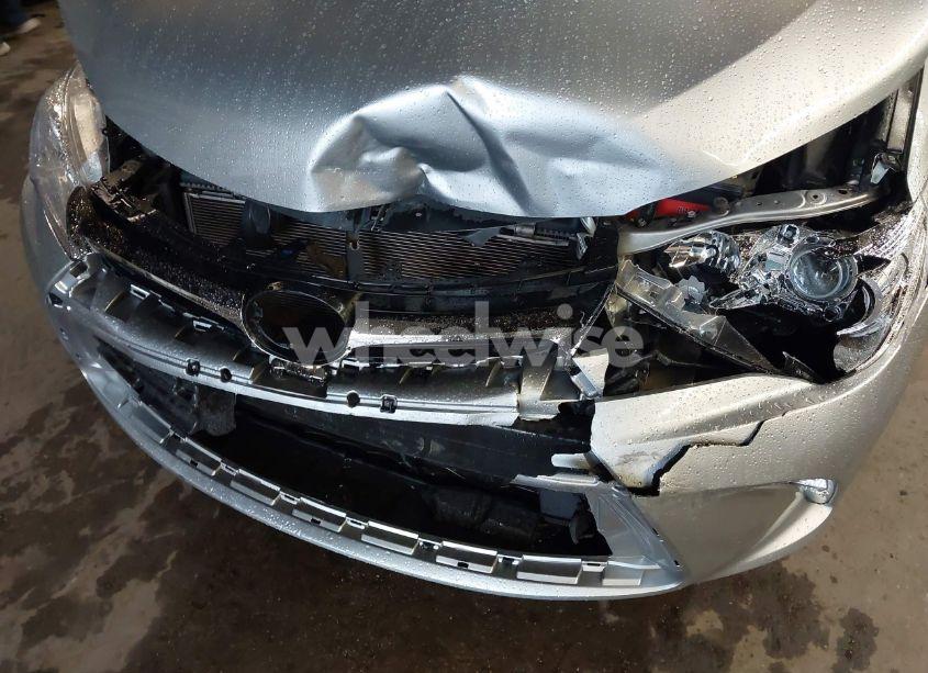 Photo 6 of 2017 Toyota Camry LE (VIN 4T1BF1FK7HU726721)