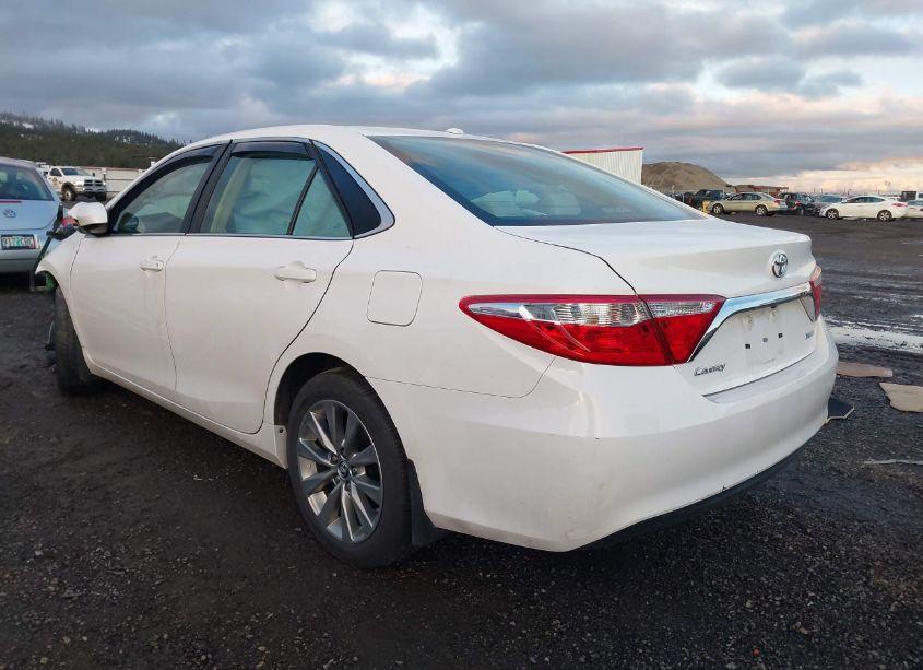 Photo 3 of 2017 Toyota Camry XLE (VIN 4T1BF1FK7HU739503)