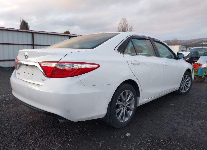 Photo 4 of 2017 Toyota Camry XLE (VIN 4T1BF1FK7HU739503)