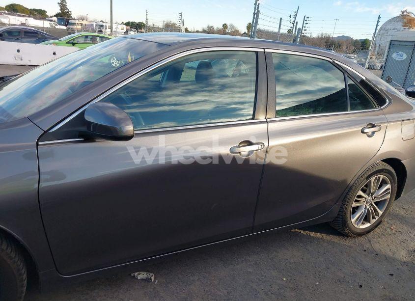 Photo 14 of 2017 Toyota Camry SE (VIN 4T1BF1FK7HU740411)