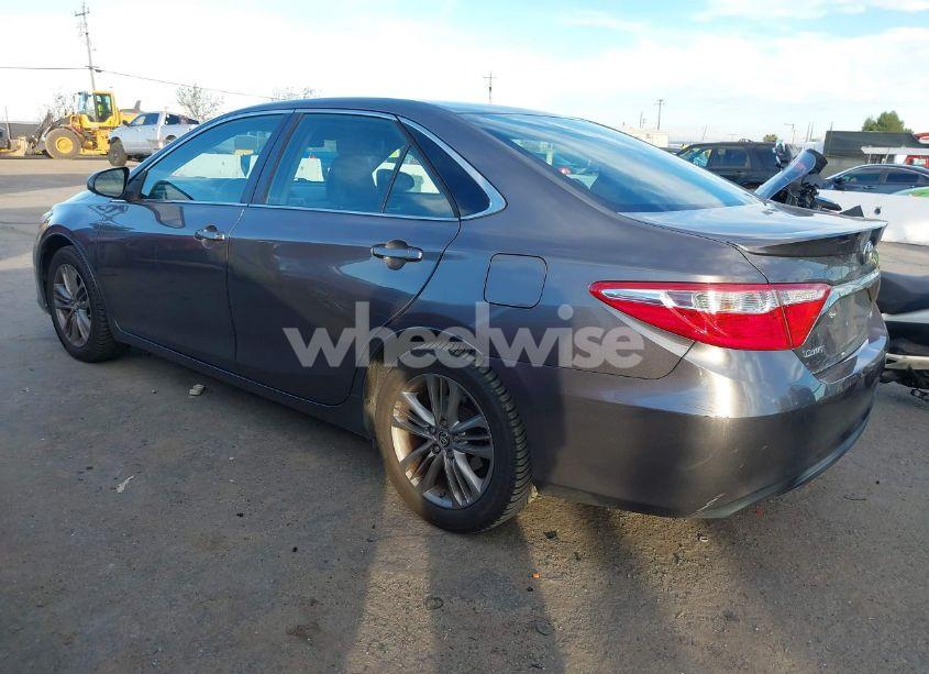 Photo 3 of 2017 Toyota Camry SE (VIN 4T1BF1FK7HU740411)