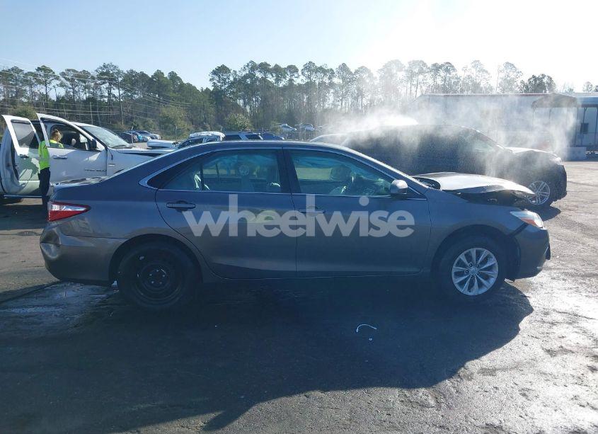 Photo 13 of 2017 Toyota Camry LE (VIN 4T1BF1FK7HU776941)