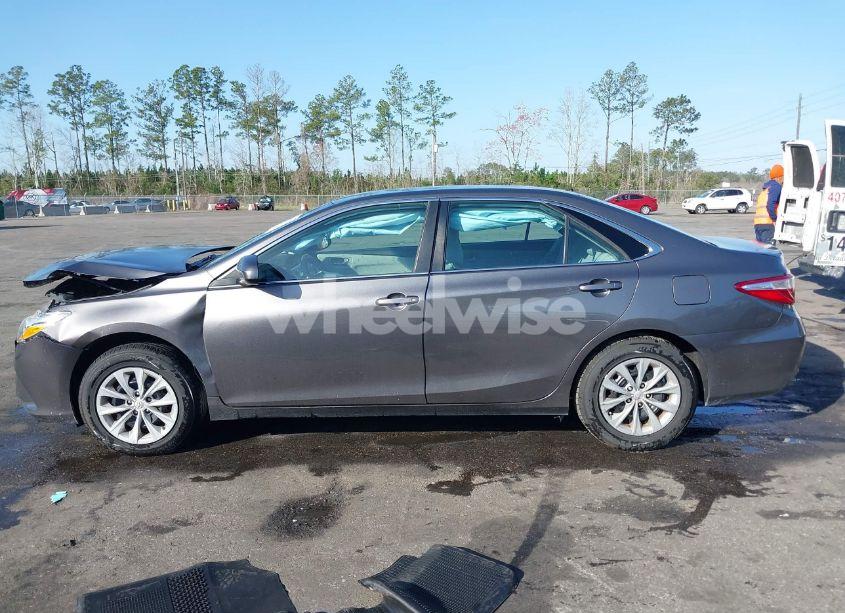 Photo 14 of 2017 Toyota Camry LE (VIN 4T1BF1FK7HU776941)