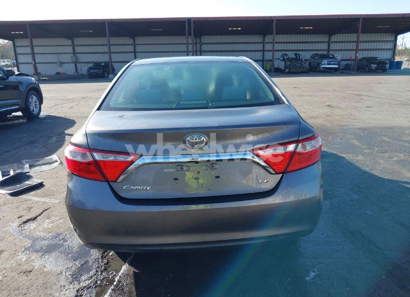 Photo 16 of 2017 Toyota Camry LE (VIN 4T1BF1FK7HU776941)