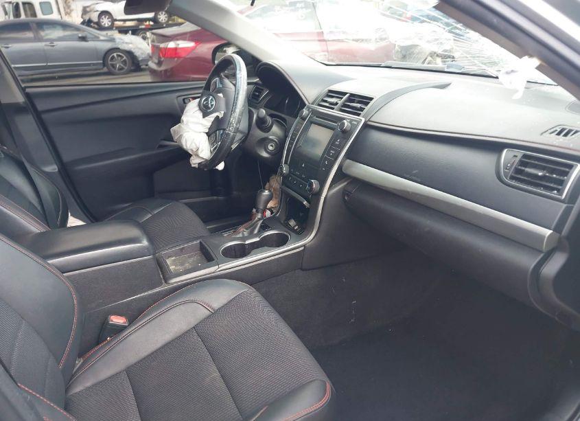 Photo 5 of 2017 Toyota Camry SE (VIN 4T1BF1FK7HU787597)