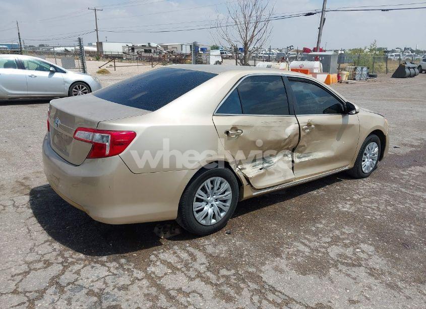 Photo 4 of 2012 Toyota Camry LE (VIN 4T1BF1FK8CU005378)